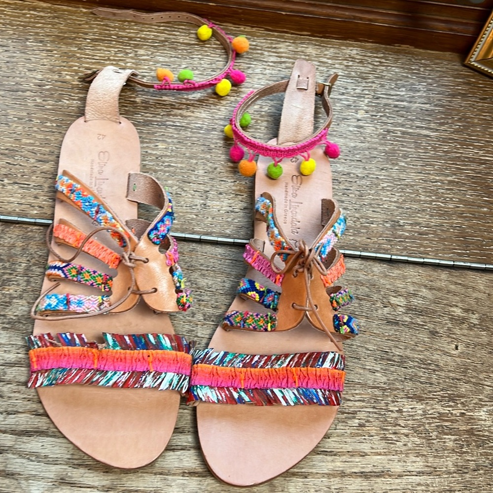 Elon’s Linardaki colorful ankle strap flat sandals size 42 bit fits size 41(11)